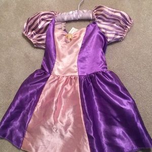 Girls Rapunzel dress up costume size 4-6x